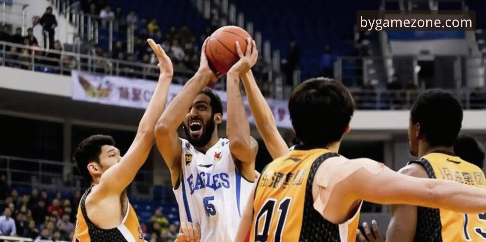 揭秘山西队2-0横扫青岛晋级八强：这场季后赛背后的战术密码与BY体育官网的观赛体验